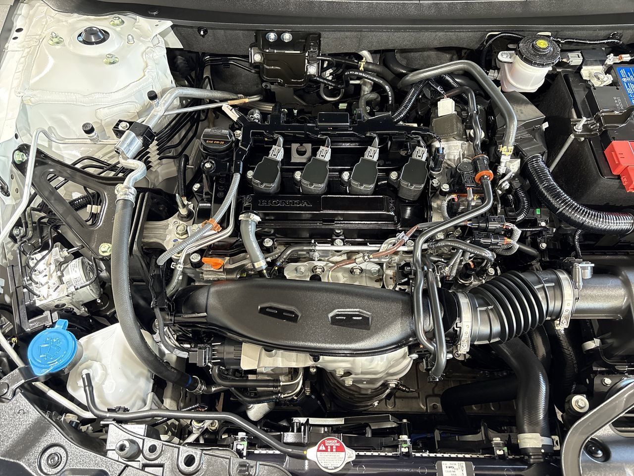 Used 2024 White Honda EX image 26