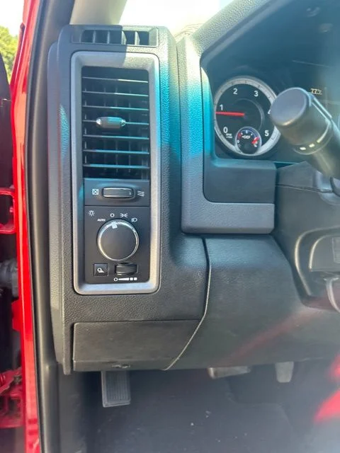 Used 2015 Red Ram Tradesman image 11