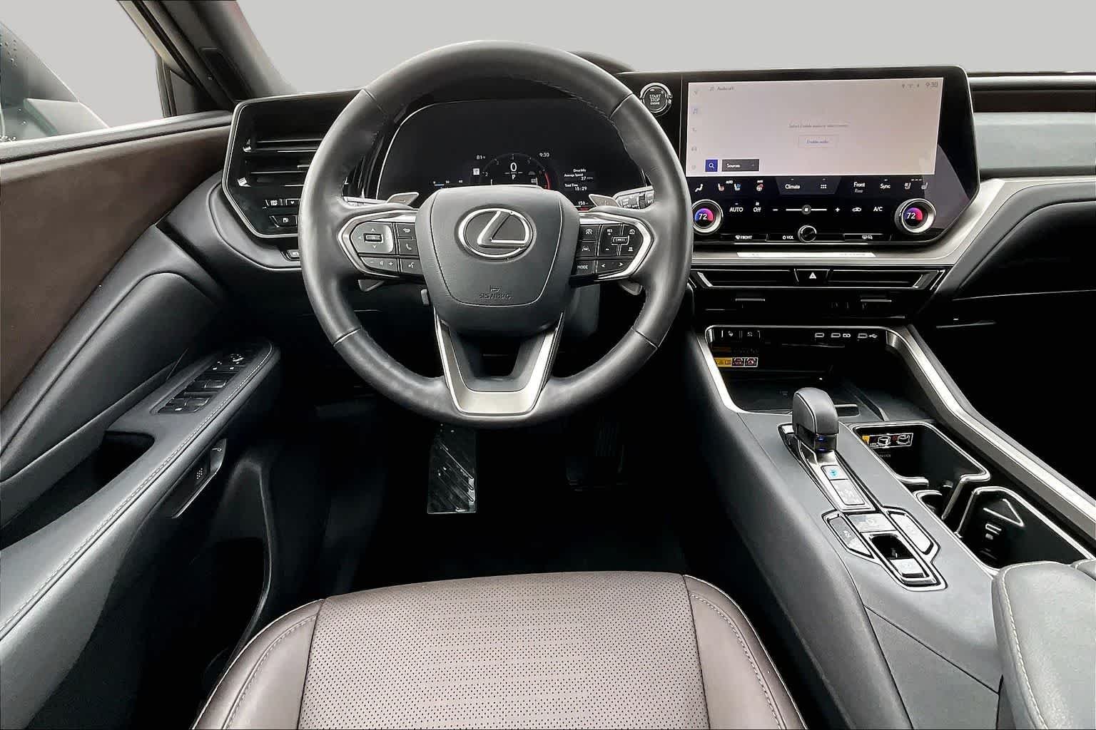 Certified Used 2025 Wind Chill Pearl Lexus Premium image 6