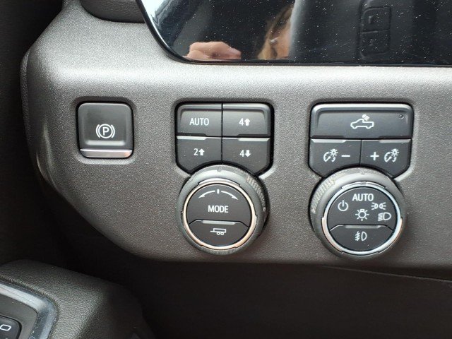 2024 Chevrolet Silverado 1500 LT Trail Boss - Photo 18