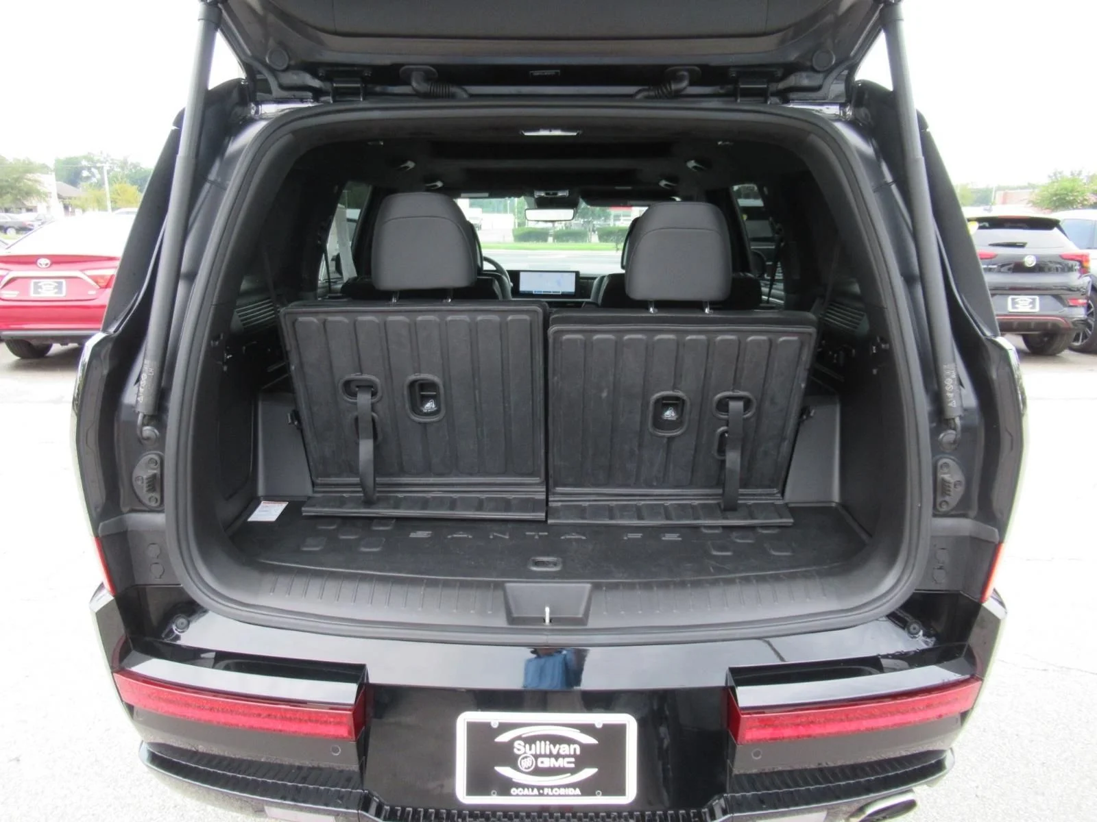 Used 2024 Black Hyundai Calligraphy image 39