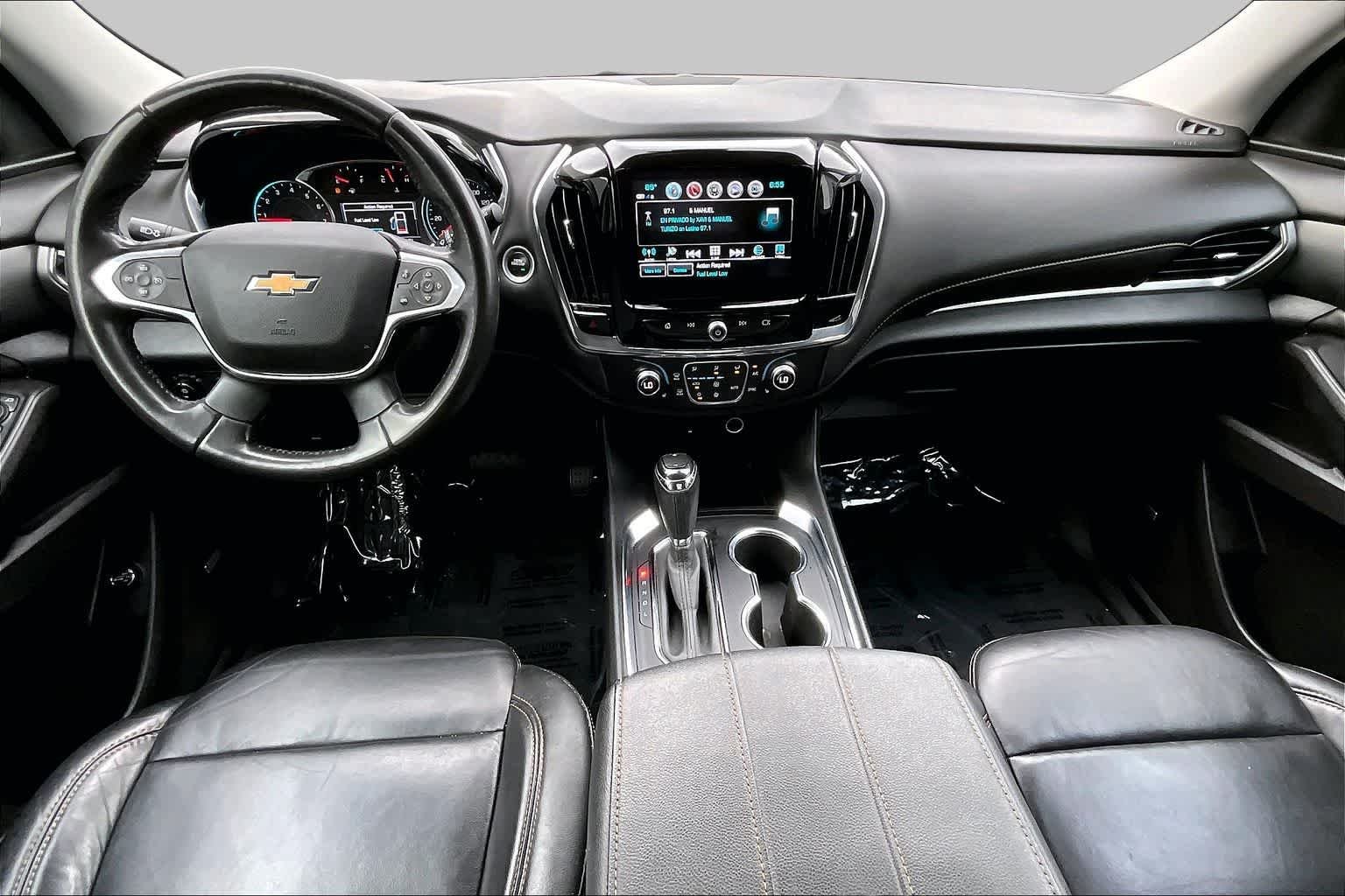 Used 2018 Mosaic Black Metallic Chevrolet LT Leather image 15