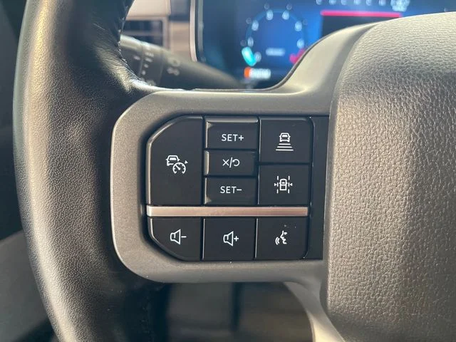 Used 2024 Black Metallic Ford Lariat image 7