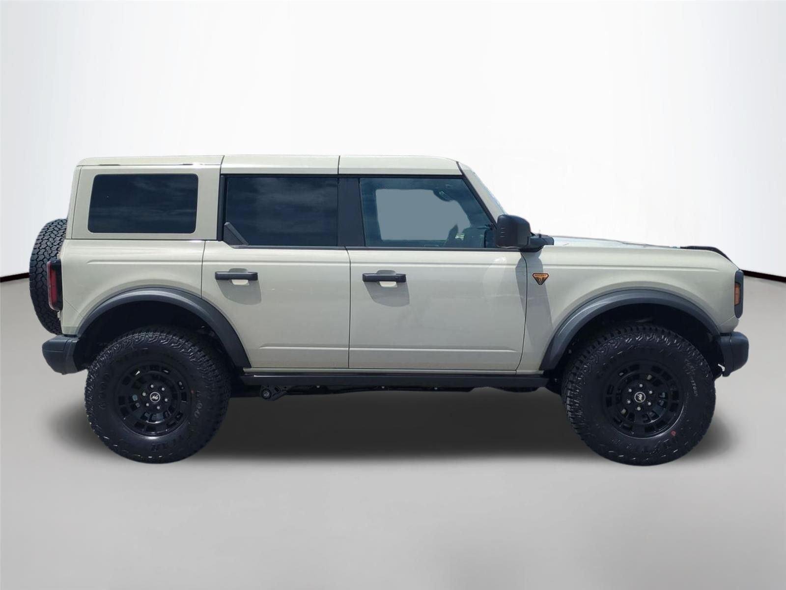 New 2026 Desert Sand Ford Badlands® image 6