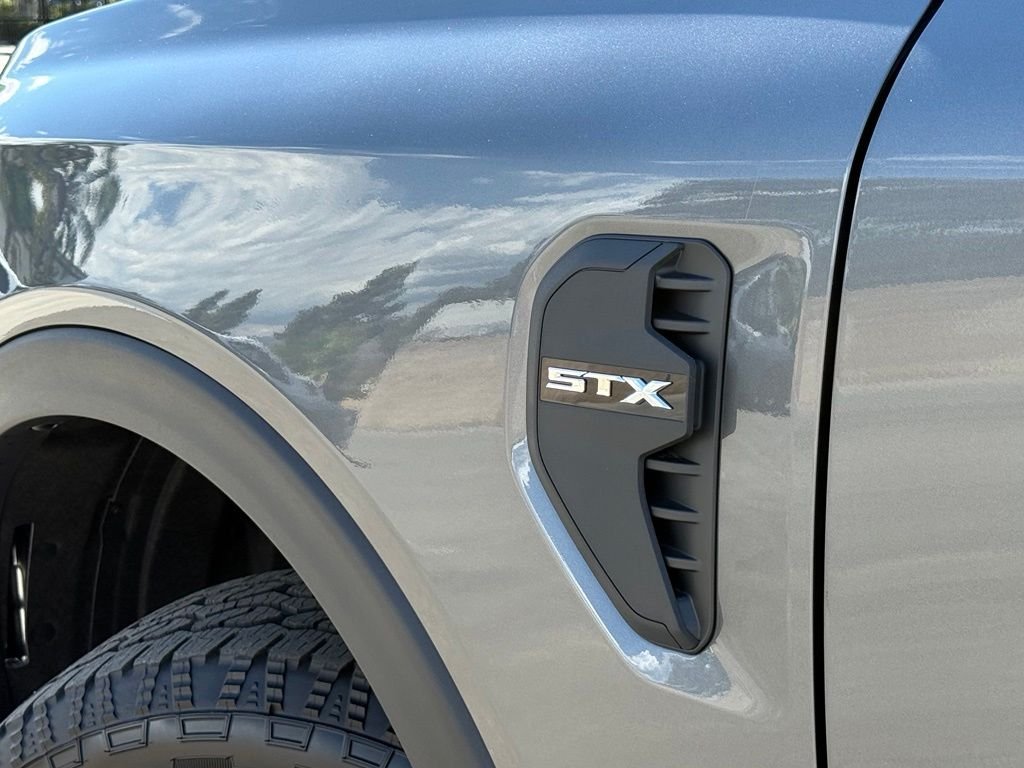 New 2026 Carbonized Gray Metallic Ford XL image 16