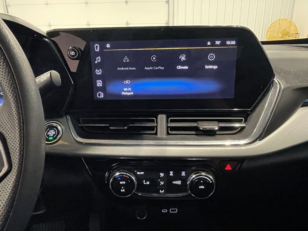 Used 2025 Blue Chevrolet LT image 26