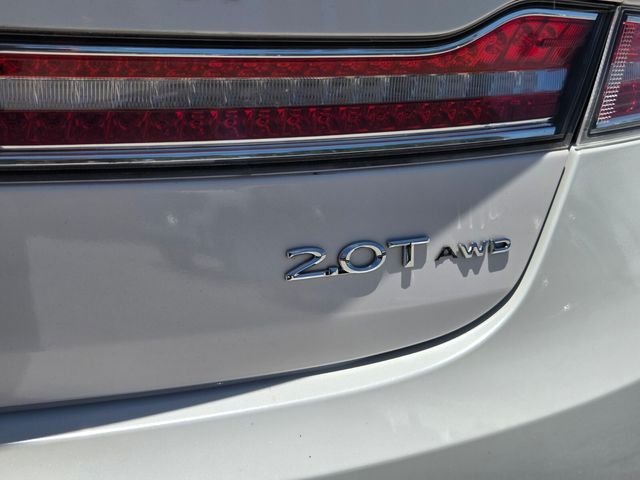 Certified Used 2019 White Lincoln Reserve image 11