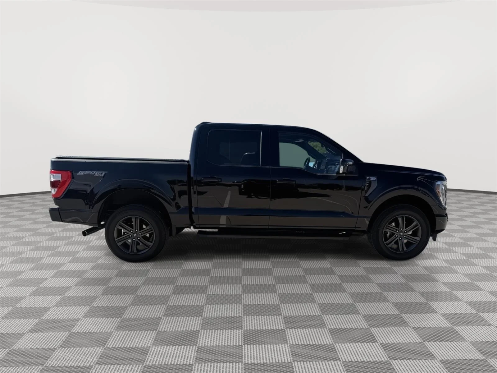 Certified Used 2021 Agate Black Ford LARIAT image 6