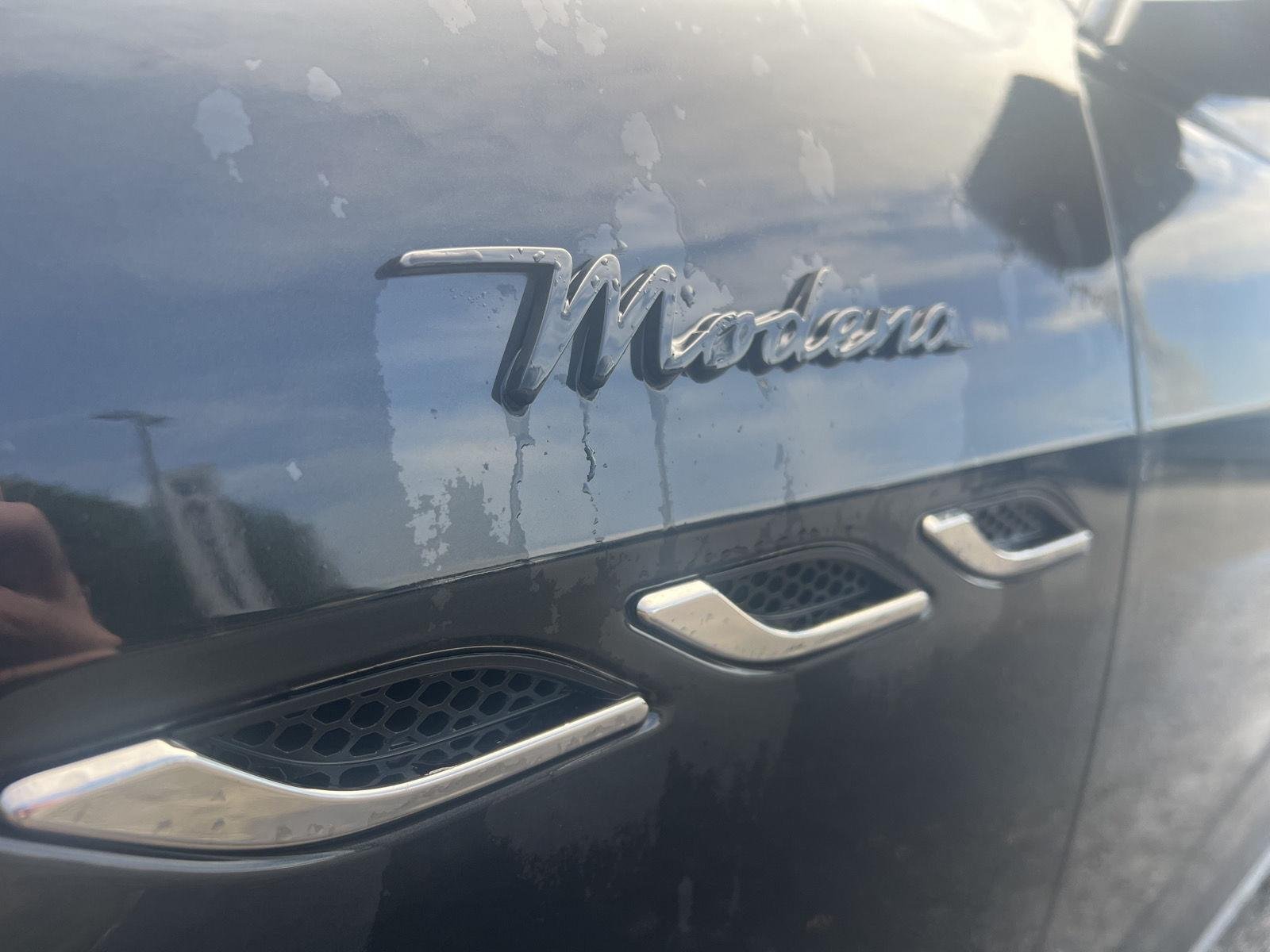 Used 2023 Nero Ribelle Metallic Maserati Modena Q4 image 9