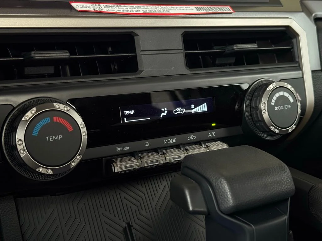 2025 Toyota Tacoma SR5 - Photo 26