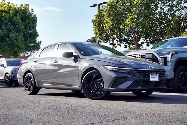 2026 Hyundai ELANTRA HYBRID SEL Sport