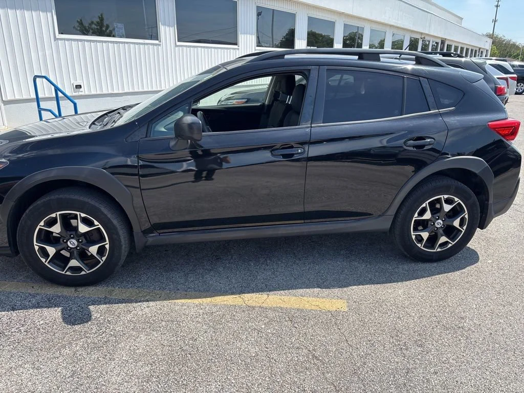 Used 2018 Black Subaru 2.0i image 8