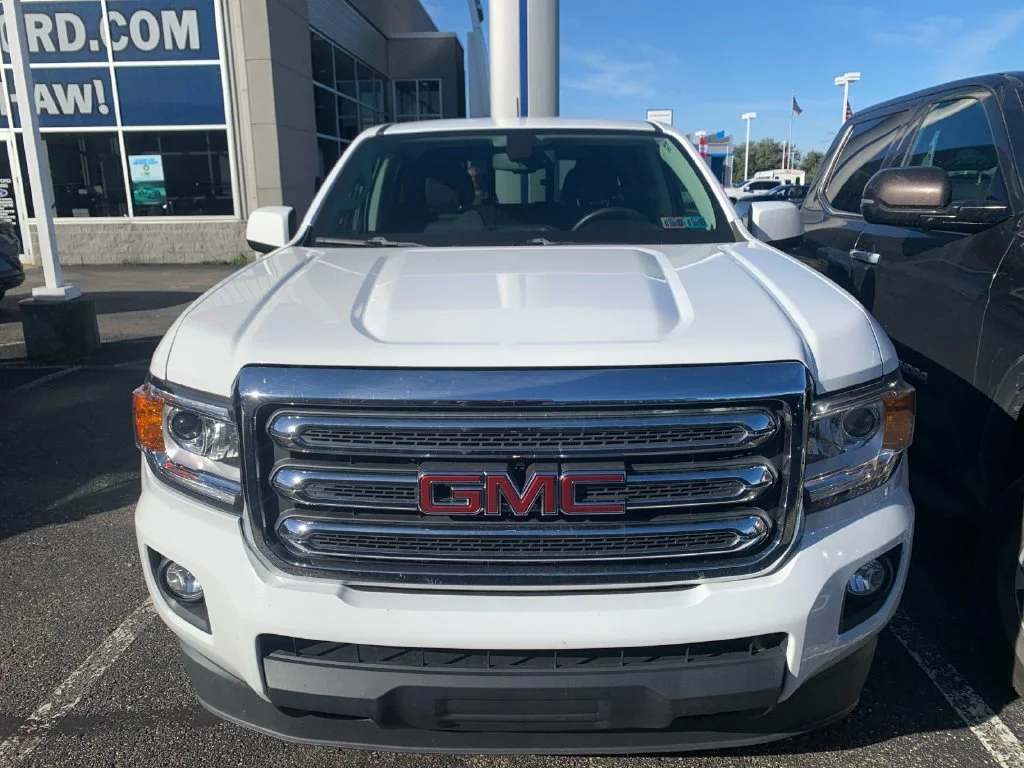 Used 2015 White GMC SLE1 image 6