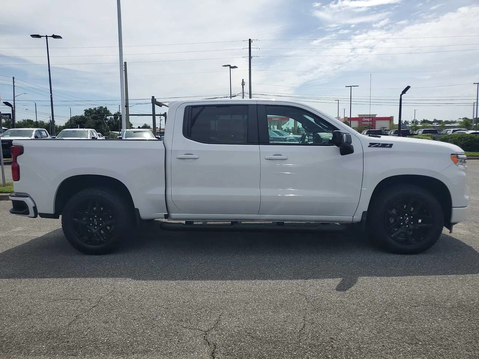 Used 2024 Summit White Chevrolet RST image 7