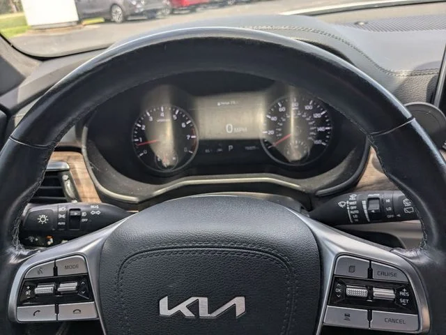 Used 2022 Glacial White Pearl Kia SX image 15