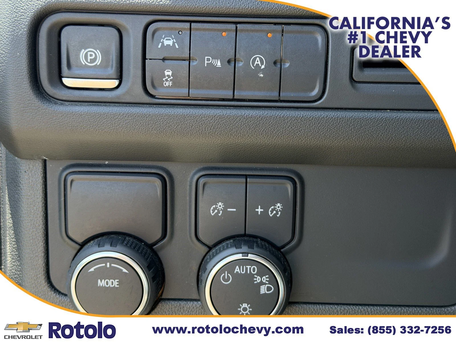 Used 2024 Silver Sage Metallic Chevrolet LT image 20