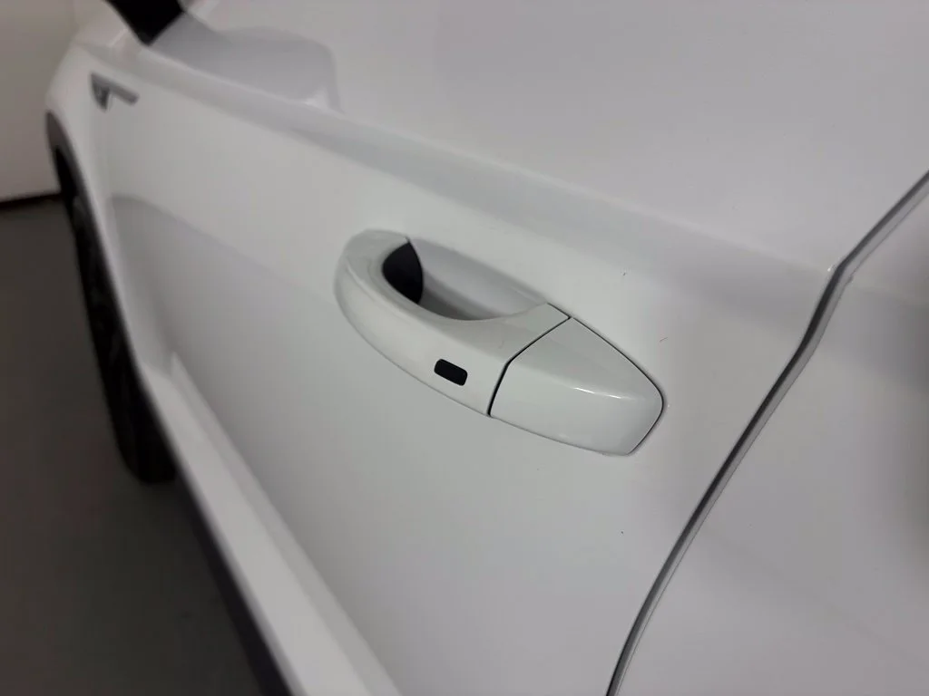 Used 2023 White Volkswagen 1.5T SE image 12
