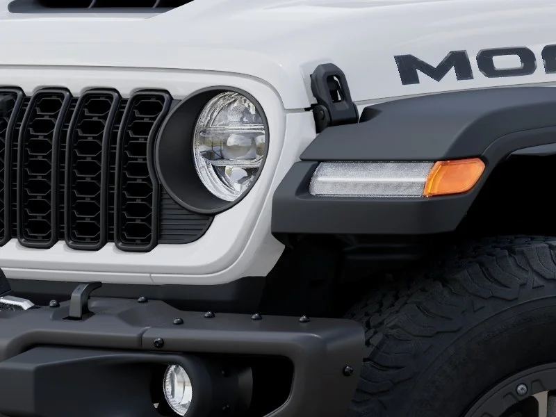 New 2026 Bright White Clear-Coat Exterior Paint Jeep Moab 392 image 38