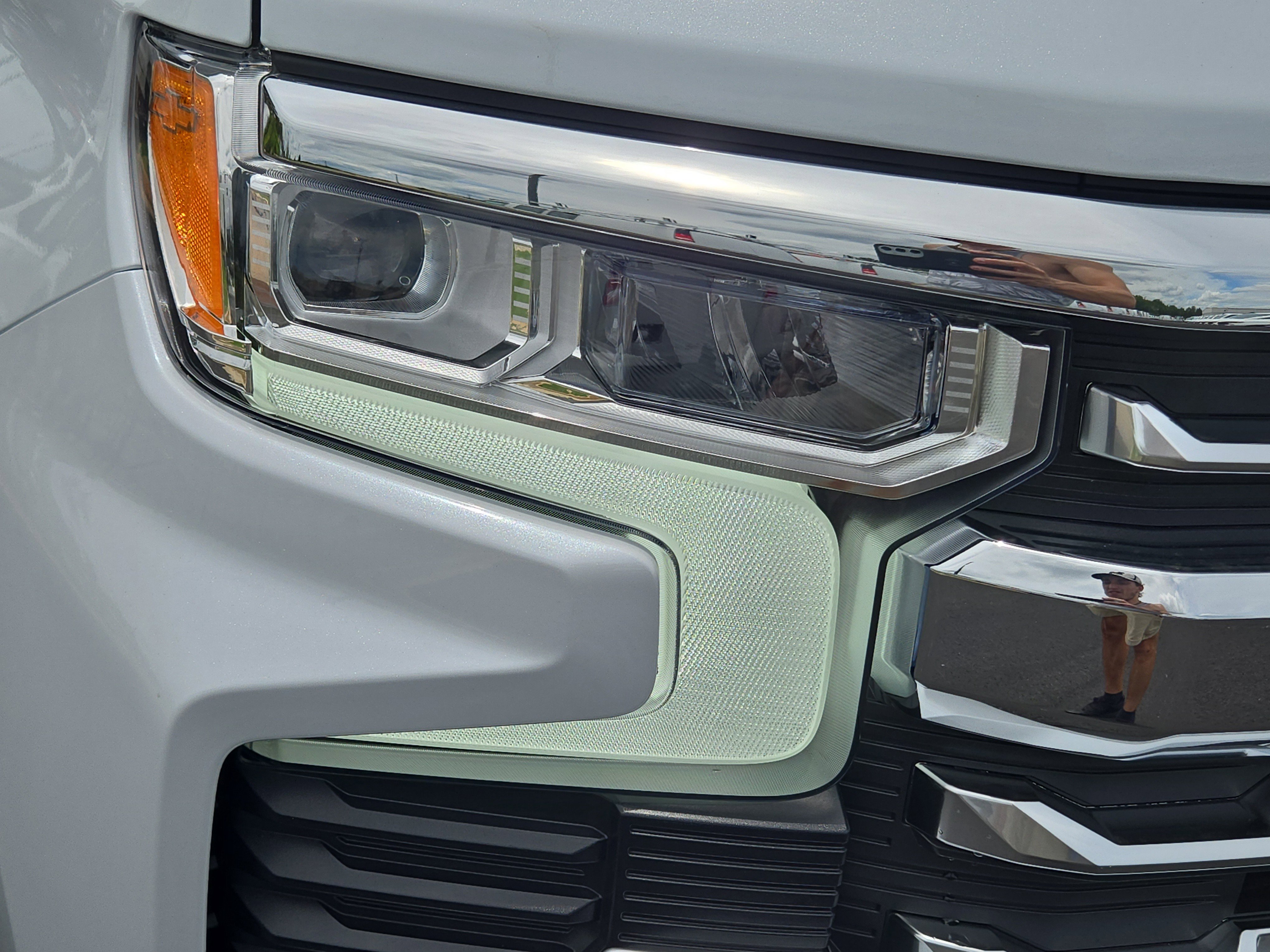 New 2026 Polar White Tricoat Chevrolet LTZ image 18