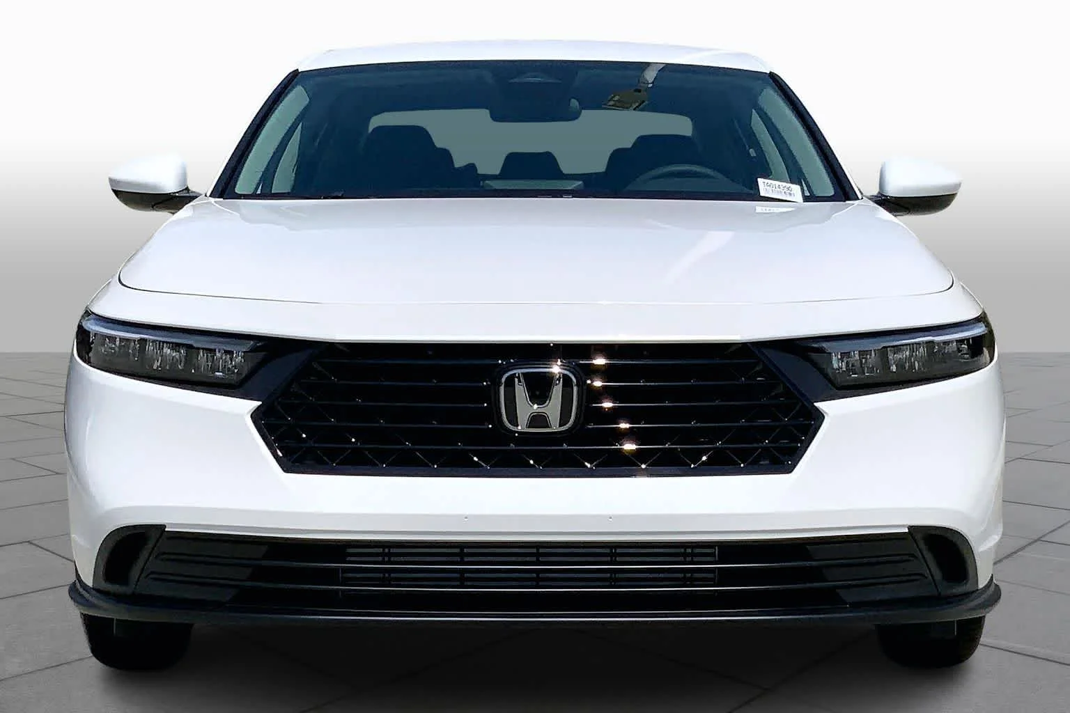 New 2026 Platinum White Pearl Honda LX image 3