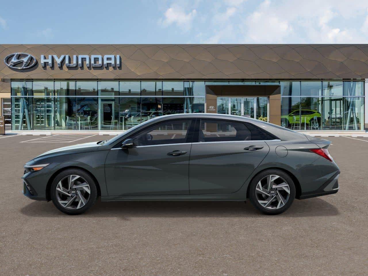 Used 2025 Amazon Gray Hyundai Limited image 3