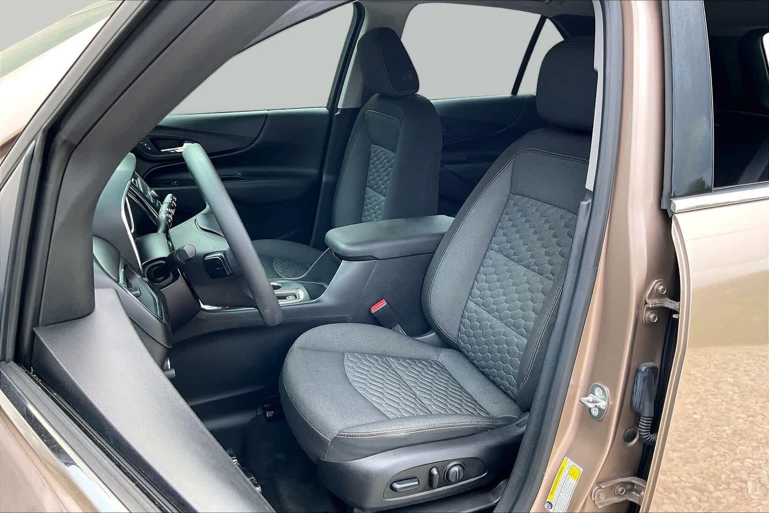 Used 2019 Sandy Ridge Metallic Chevrolet LT image 24