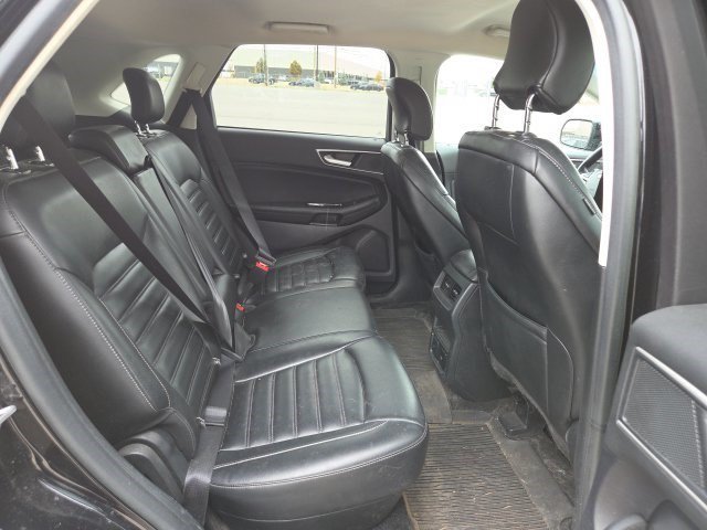 Used 2019 Black Metallic Ford SEL image 18