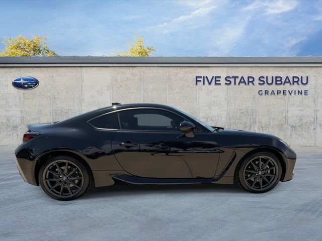 Used 2025 Black Subaru Limited image 9