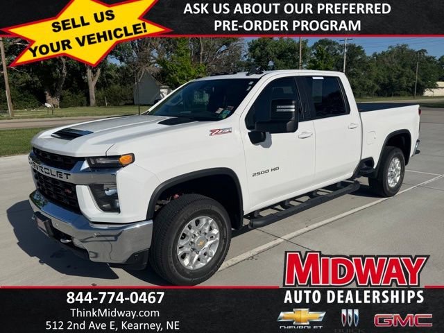 2023 Chevrolet Silverado HD LT 4WD Crew Cab Long Box's photo