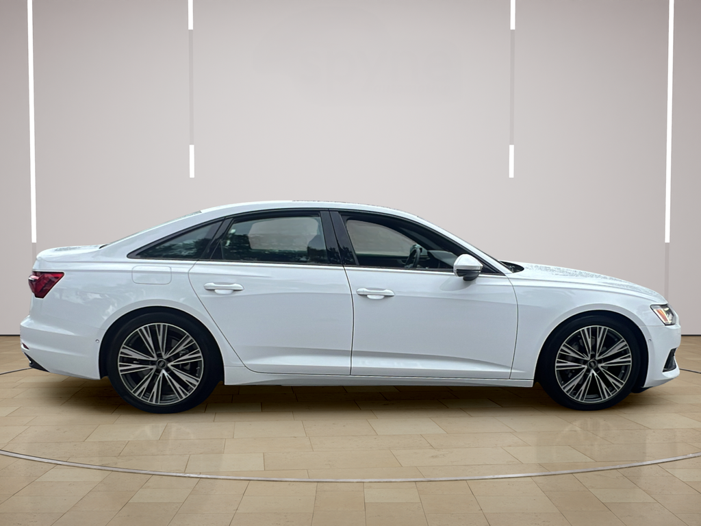Used 2023  Audi 45 Premium Plus image 9