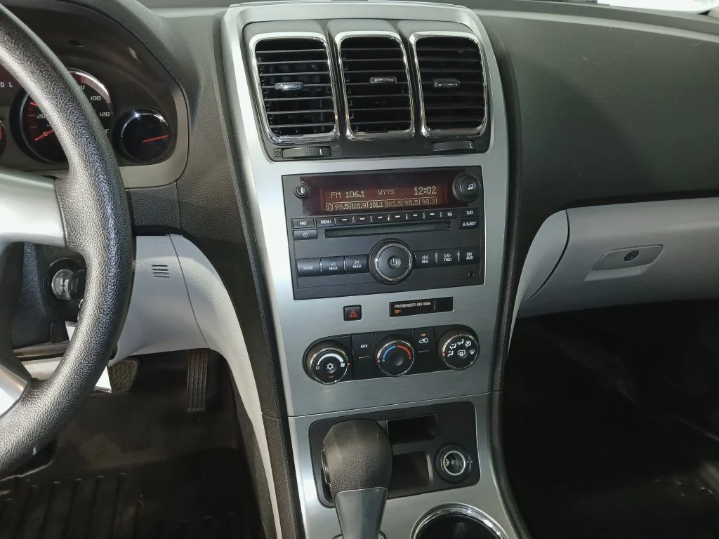 Used 2007 White GMC SLE 1 image 19