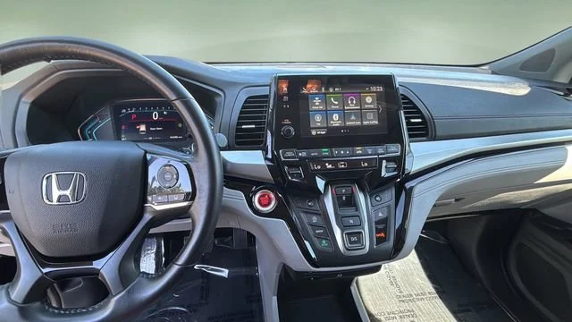 Used 2023 Blue Honda Touring image 11