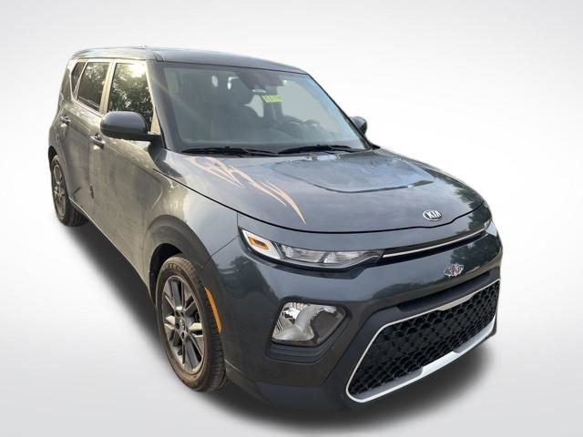 Used 2021 Gray Kia S image 3