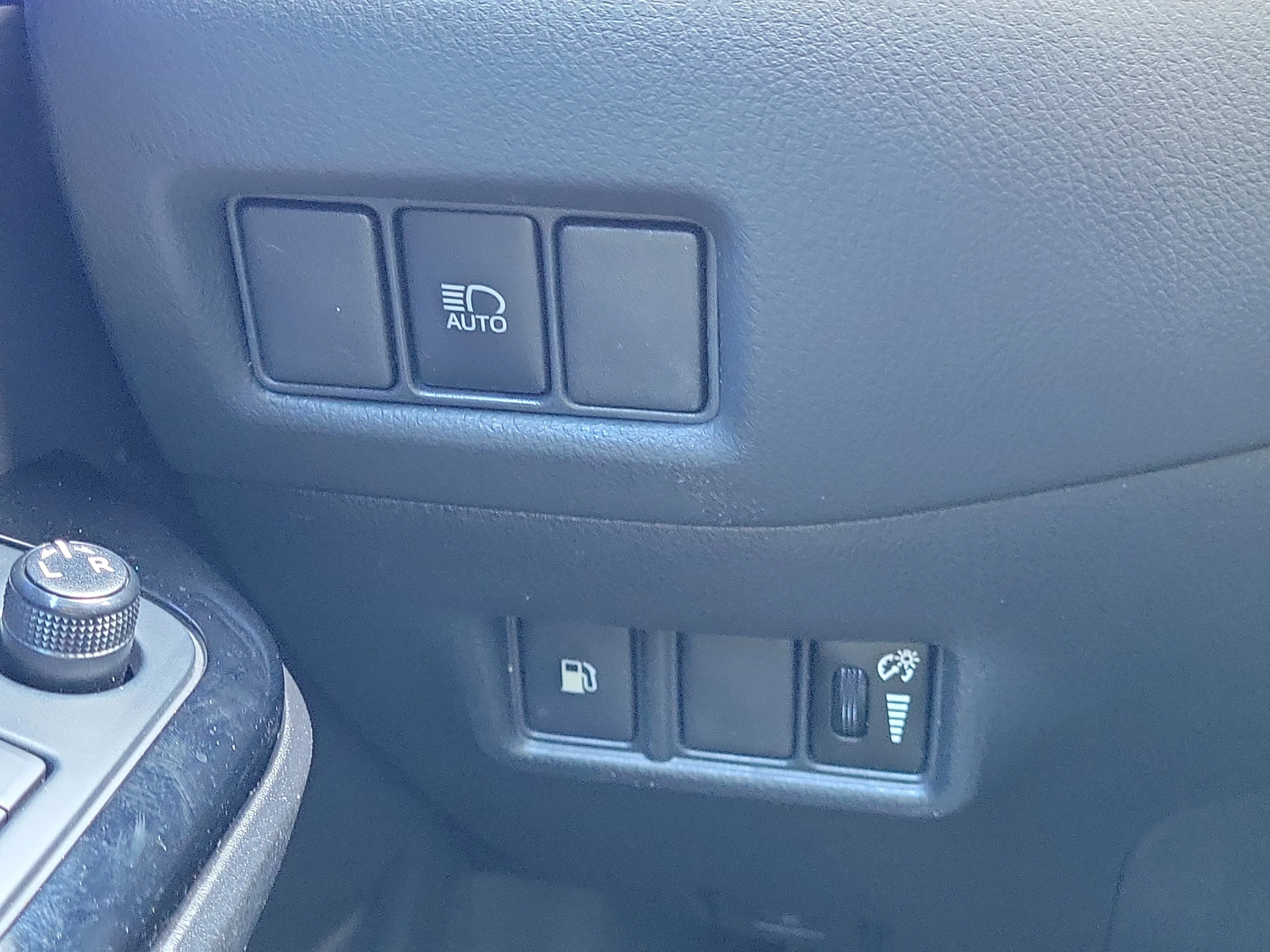 Used 2021 Black Toyota XLE image 18