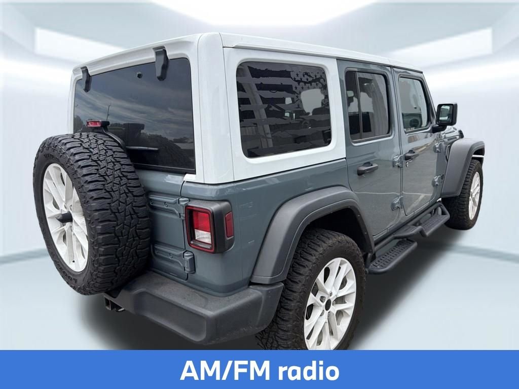 Used 2024 Gray Jeep Sport S image 5