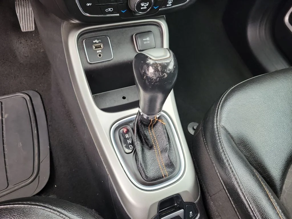Used 2020 Gray Jeep Latitude image 25