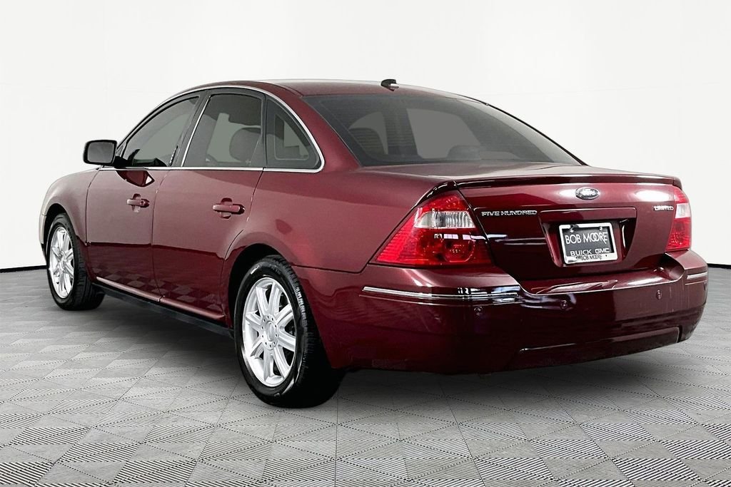 Used 2007 Red Ford Limited image 3