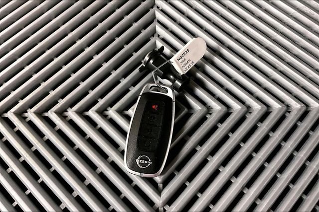 New 2026 Gun Metallic/Scarlet Ember Tintcoat Nissan SR image 13