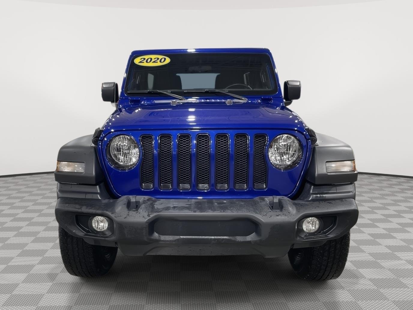 Used 2020 Jeep Wrangler Unlimited Altitude with VIN 1C4HJXDG6LW325737 for sale in Kansas City