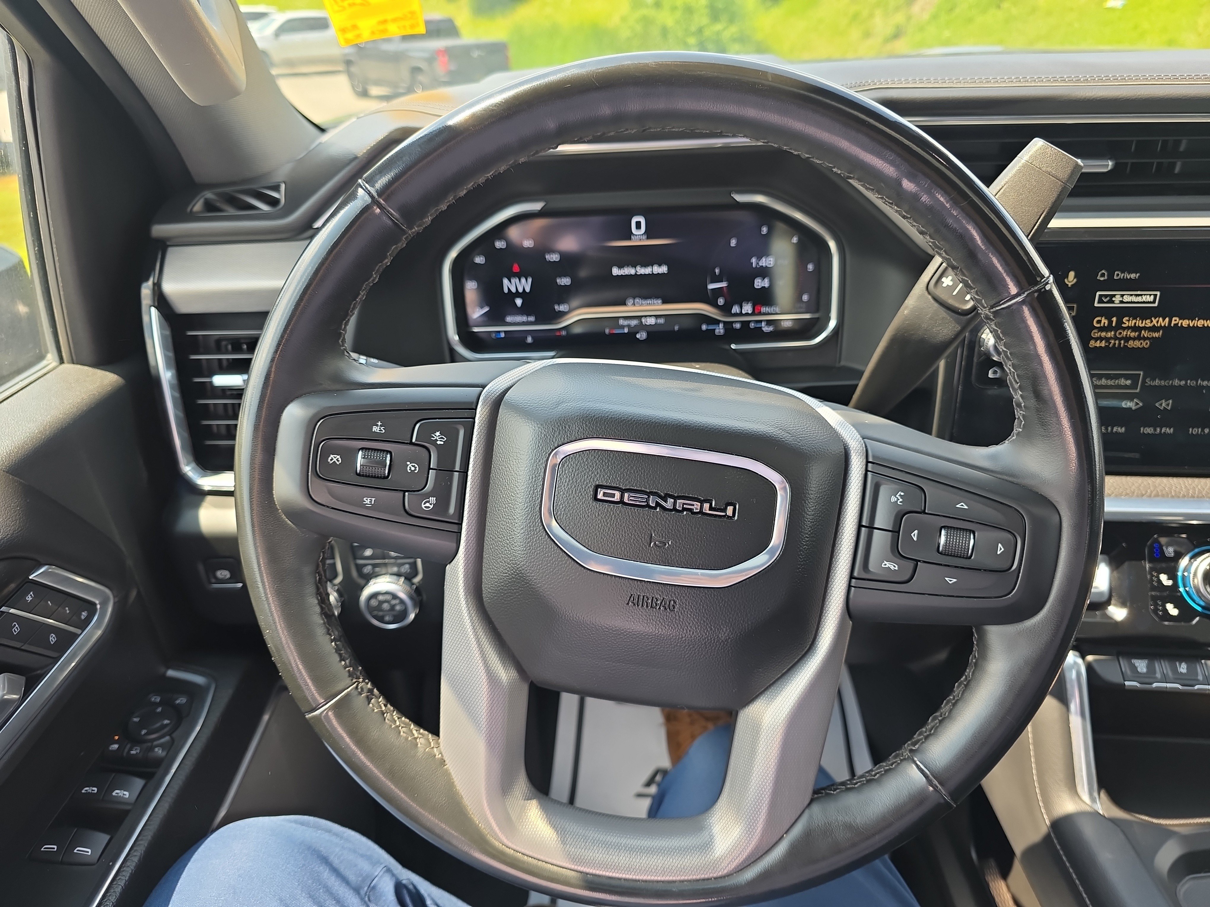 Used 2025 Onyx Black GMC Denali image 13