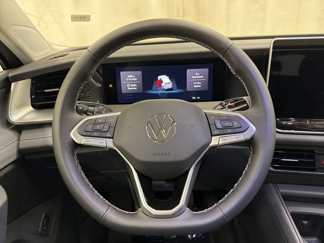 New 2026 Pyrite Silver Metallic Volkswagen SE image 16