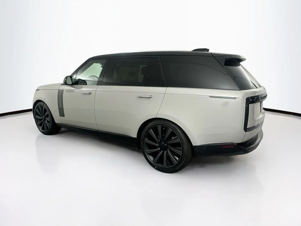 New 2026 Borasco Grey Land Rover SV image 7