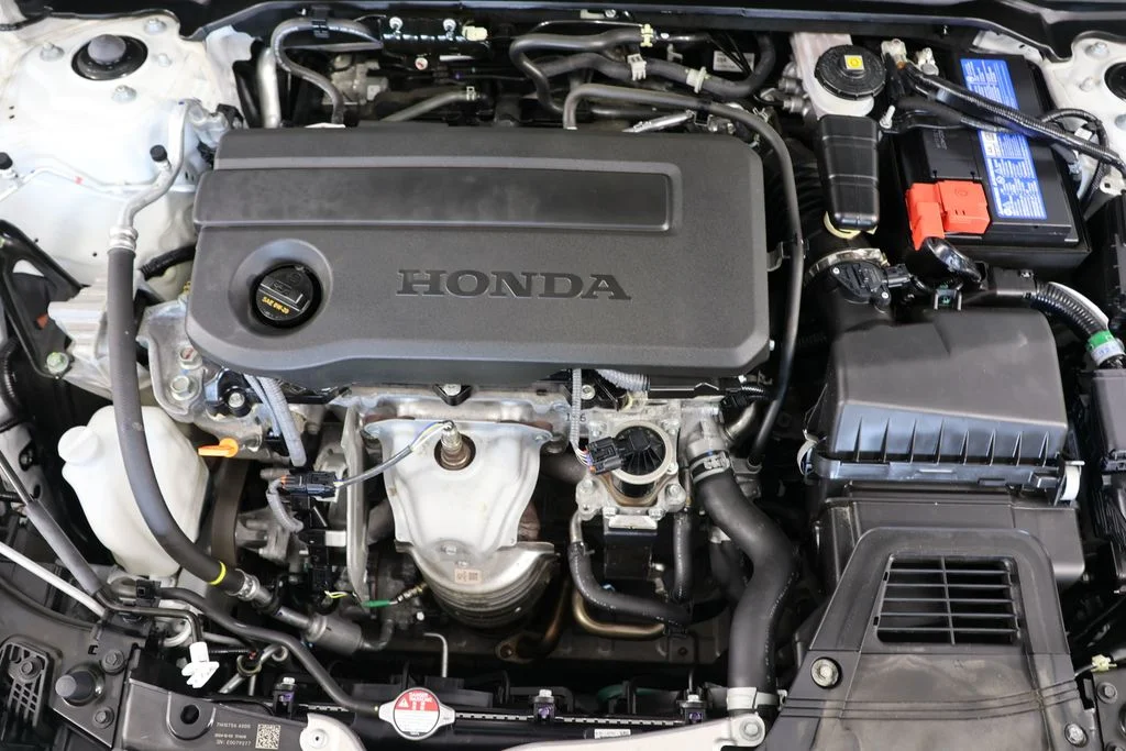 Used 2025 White Honda Sport image 23