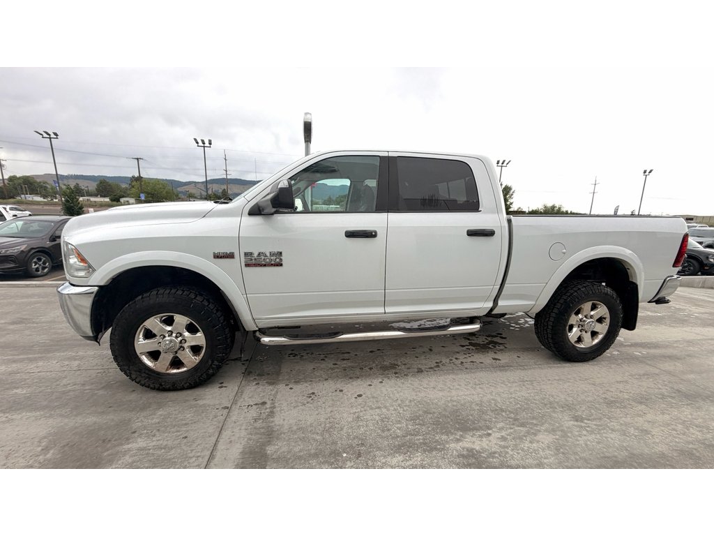 Used 2015 White Ram Outdoorsman image 2