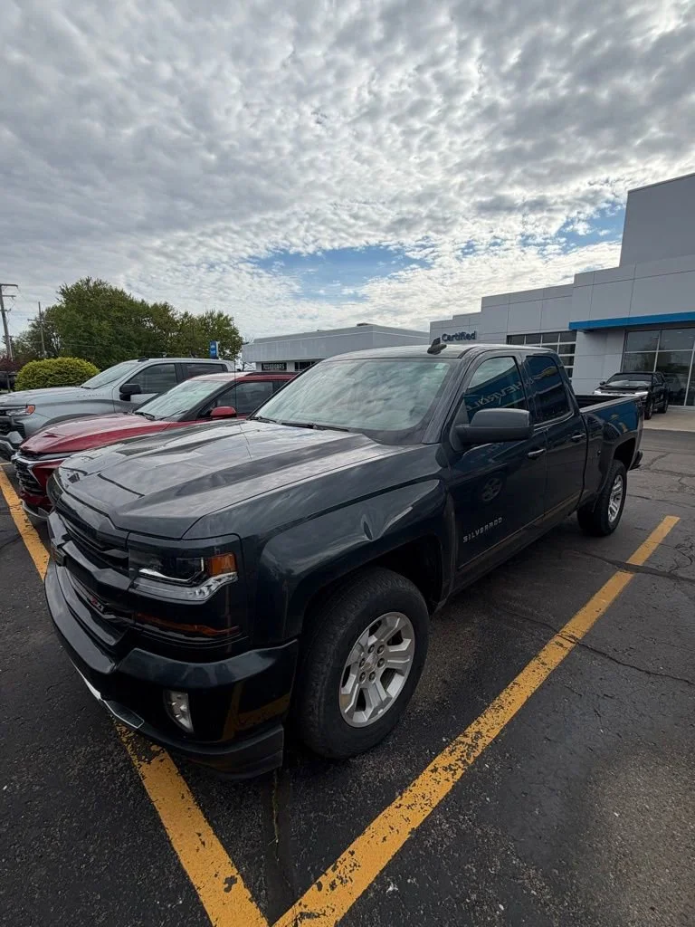 2019 Chevrolet Silverado 1500 LT Z71 4X4 Double Cab Std Box's photo