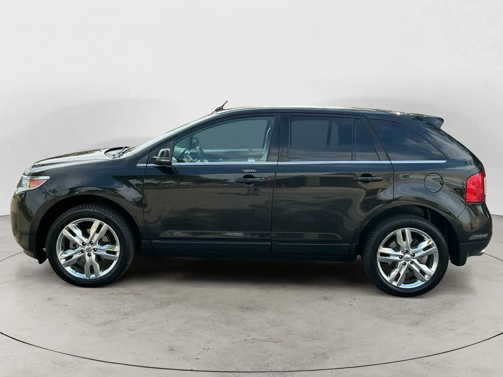 Used 2014 Black Ford Limited image 8