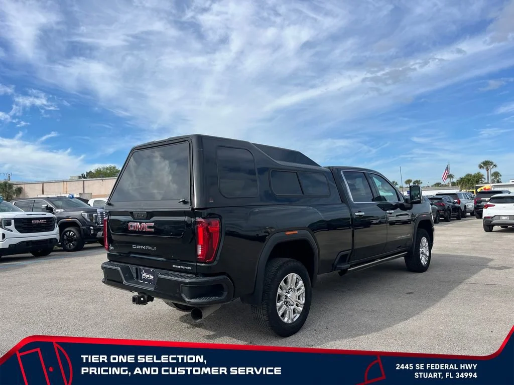 Used 2021 ONYX BLACK GMC Denali image 7