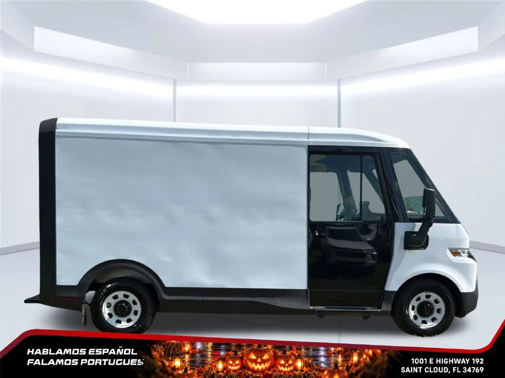 Used 2024 Oyster White BrightDrop EJY image 11
