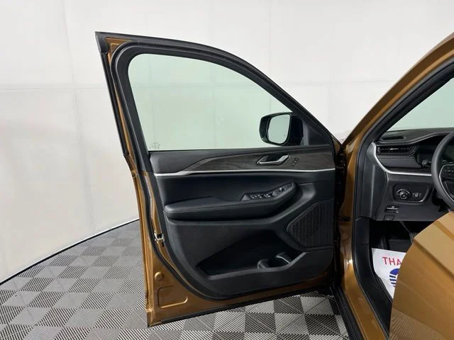 Used 2026 Brown Jeep Limited image 15