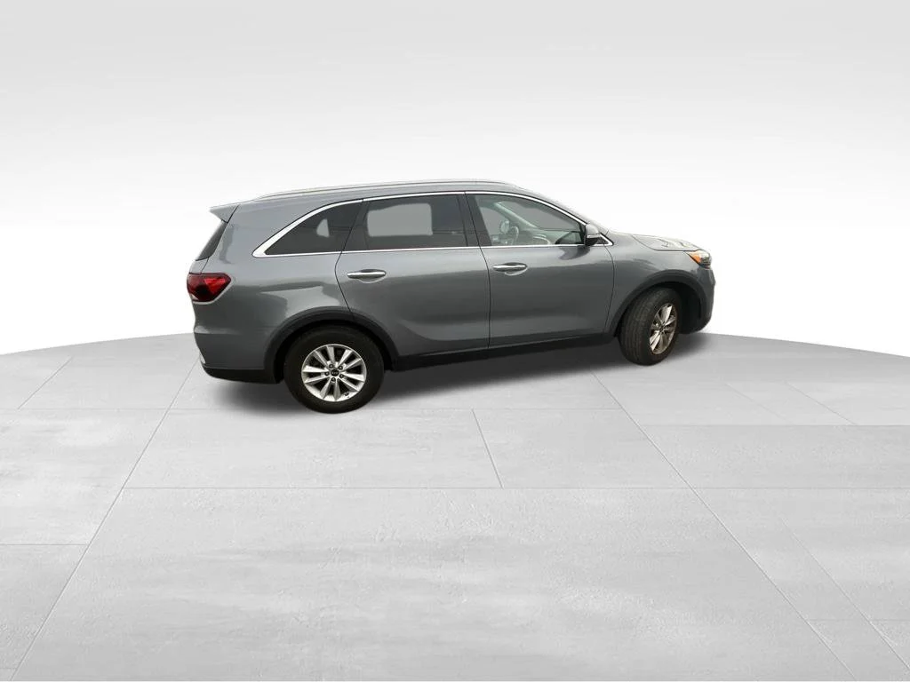 Used 2020 Silver Kia LX image 16